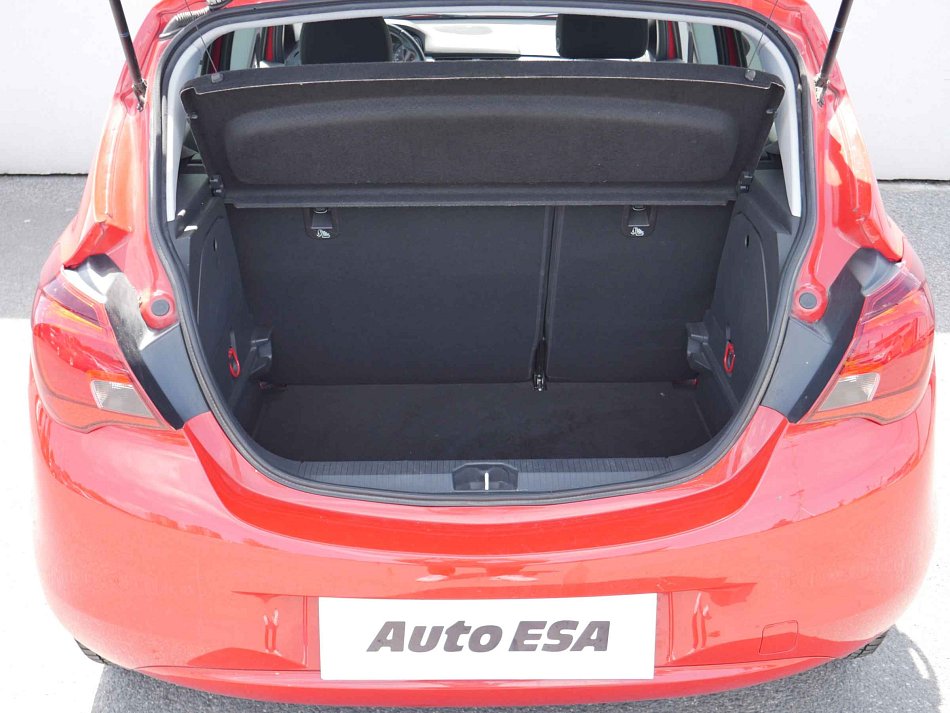 Opel Corsa 1.4i 