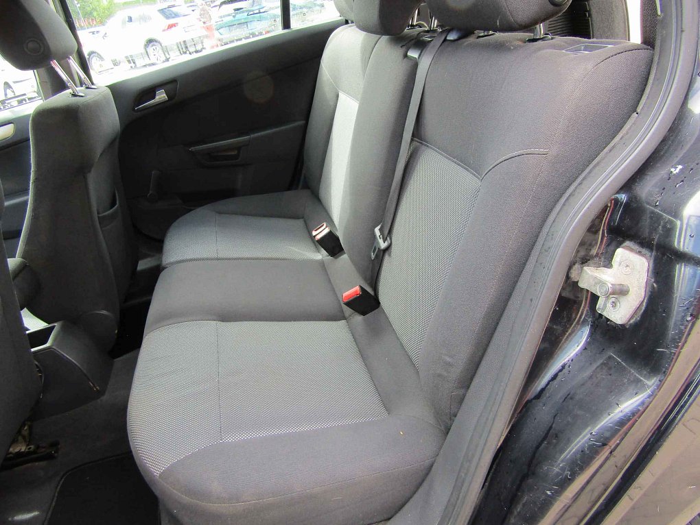Opel Astra 1.9 CDTi 