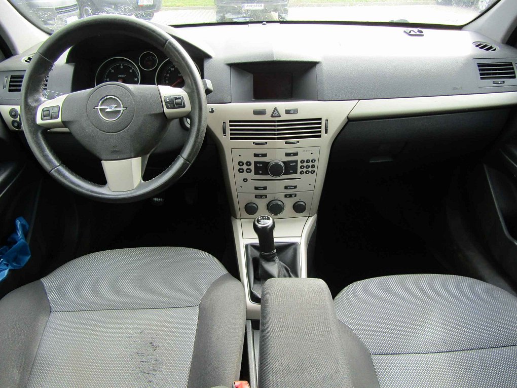 Opel Astra 1.9 CDTi 