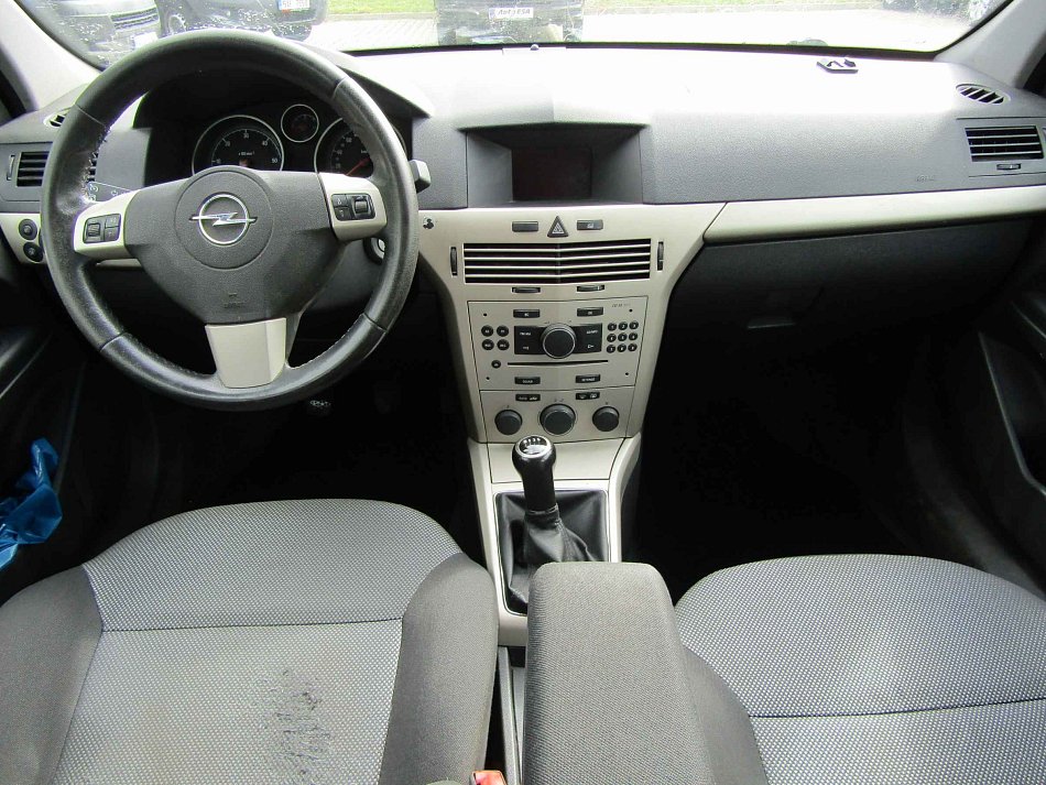Opel Astra 1.9 CDTi 