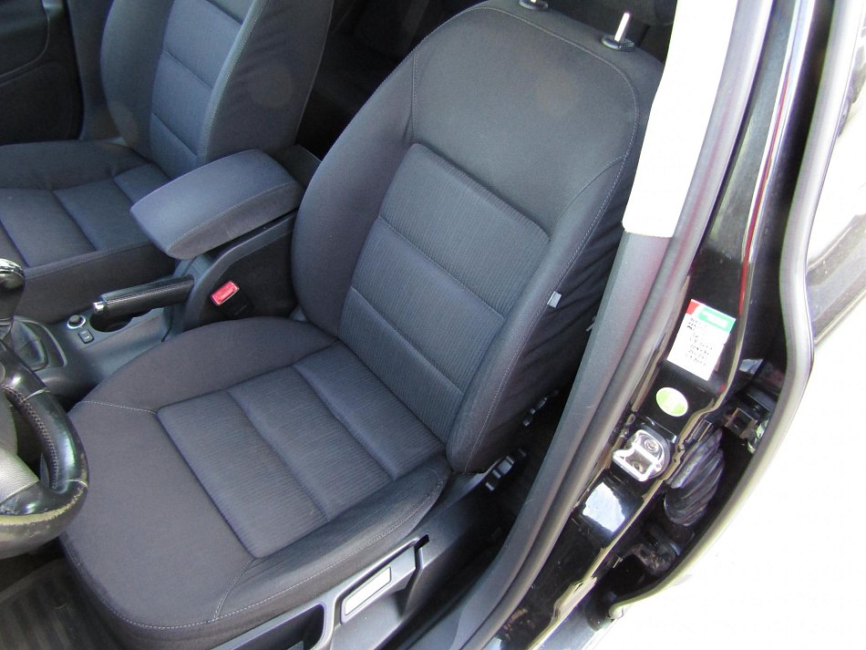 Škoda Octavia II 2.0TDi Elegance