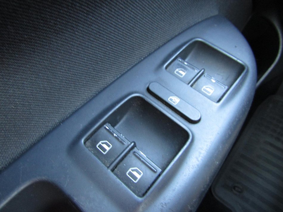 Škoda Octavia II 2.0TDi Elegance