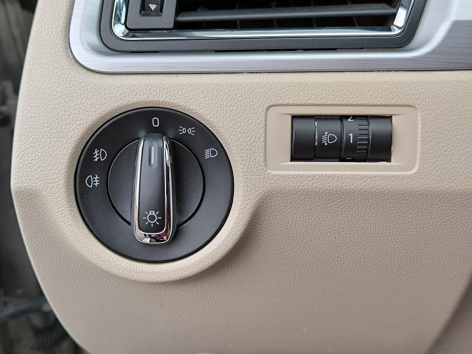 Škoda Rapid 1.6 TDi Elegance
