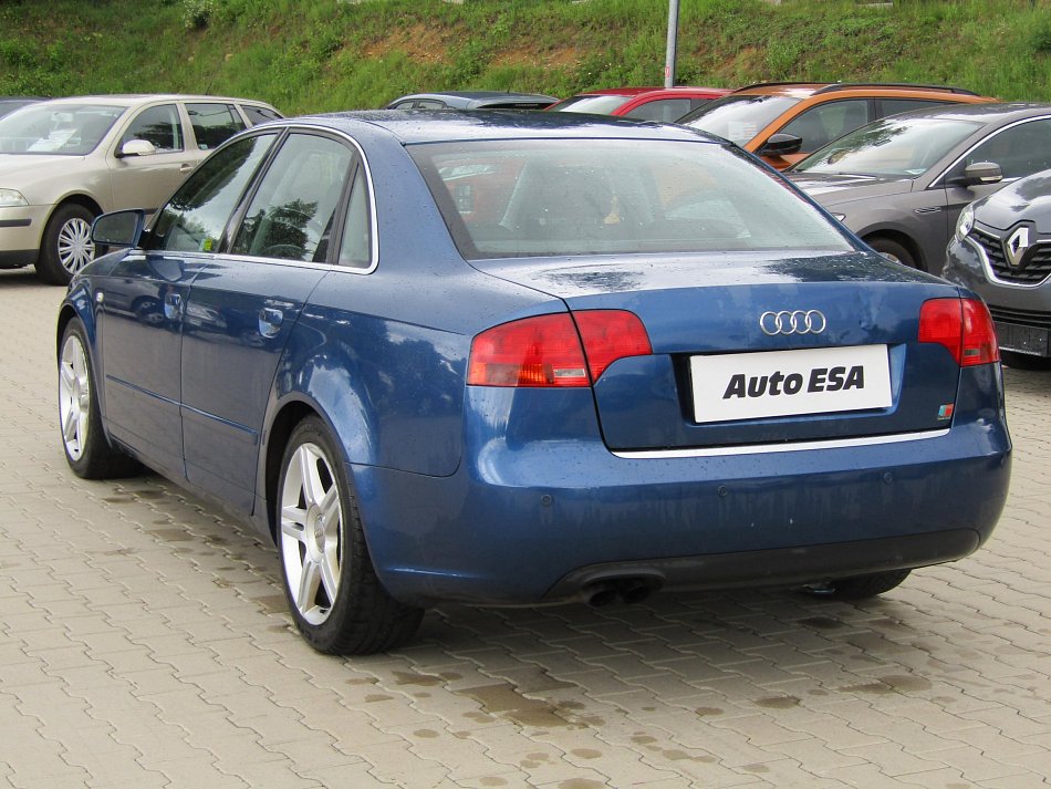Audi A4 2.0 TDi 