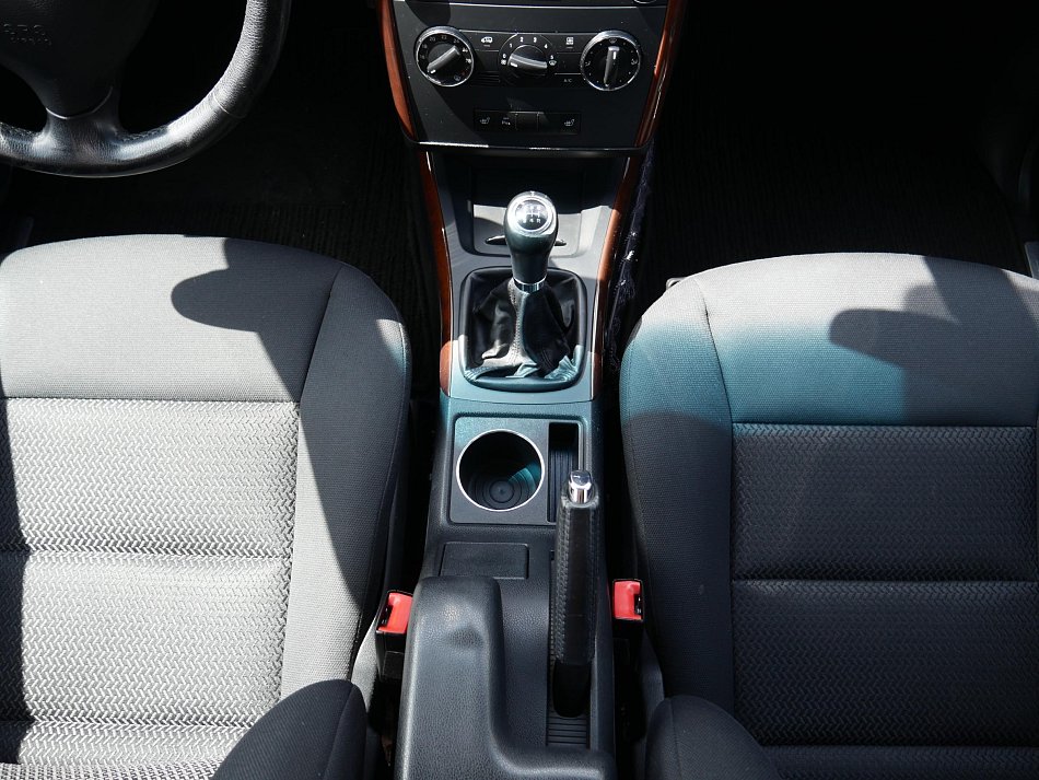 Mercedes-Benz Třída A 1.5 i 