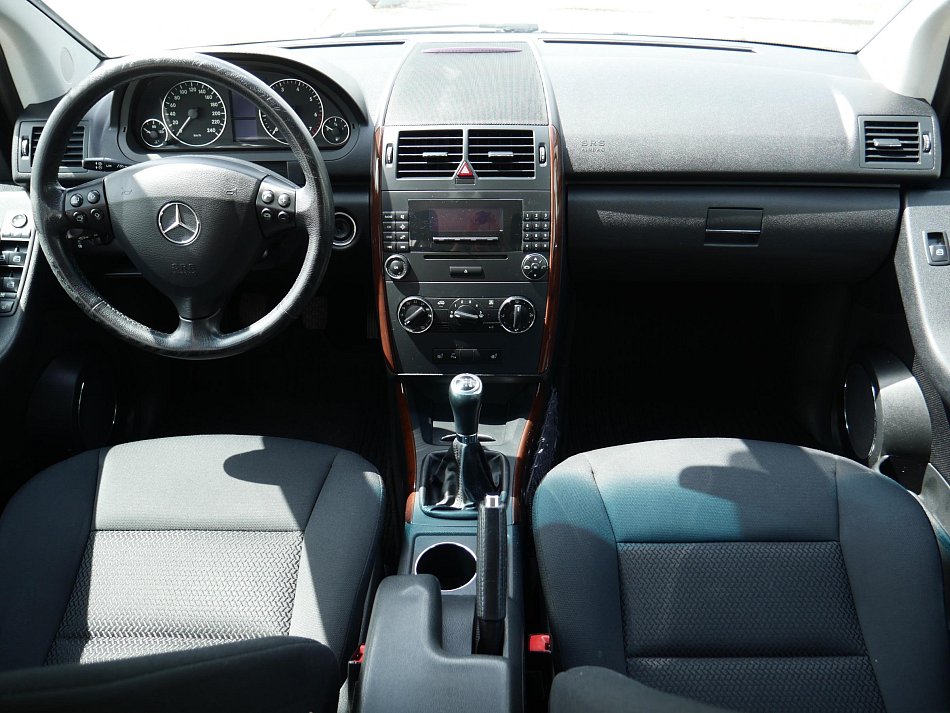 Mercedes-Benz Třída A 1.5 i 