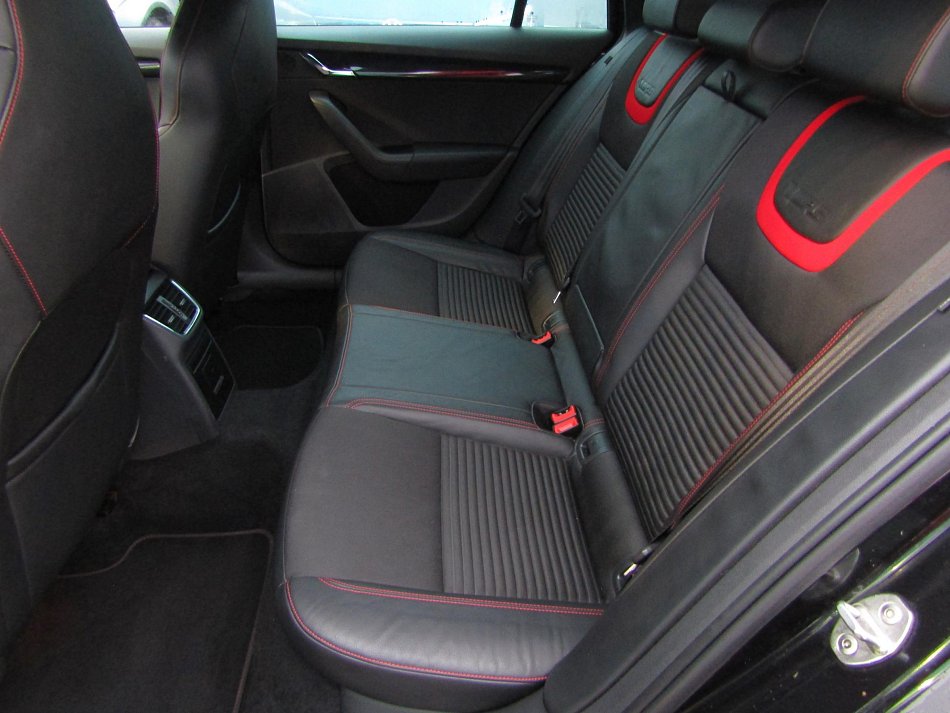 Škoda Octavia III 2.0 TDi RS Challange