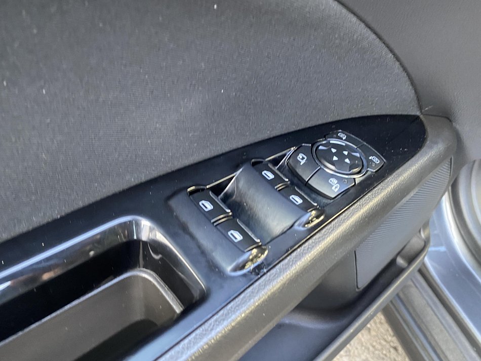 Ford Mondeo 1.6 TDCi 