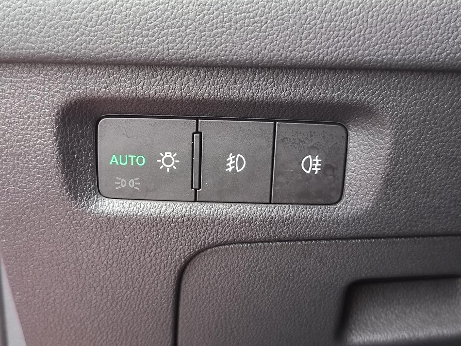 Škoda Octavia IV 1.5 TSI 