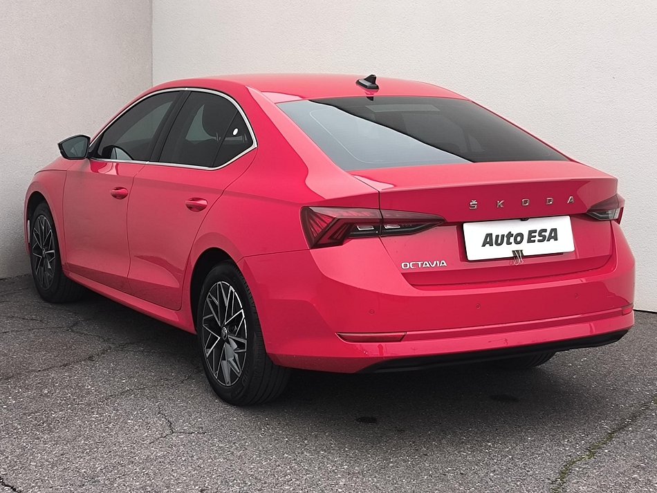 Škoda Octavia IV 1.5 TSI 