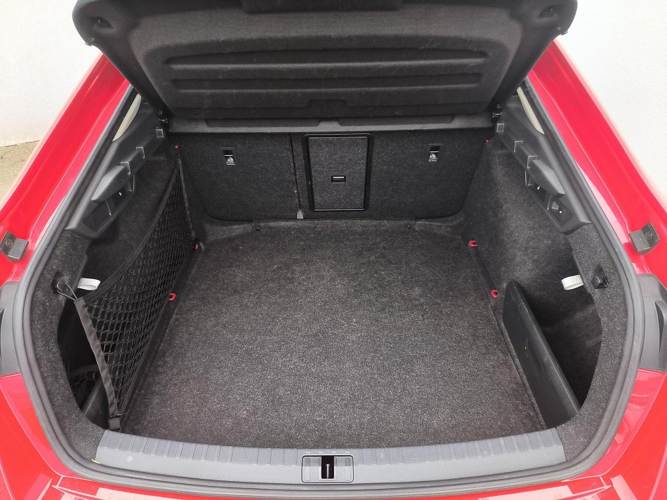 Škoda Octavia IV 1.5 TSI 