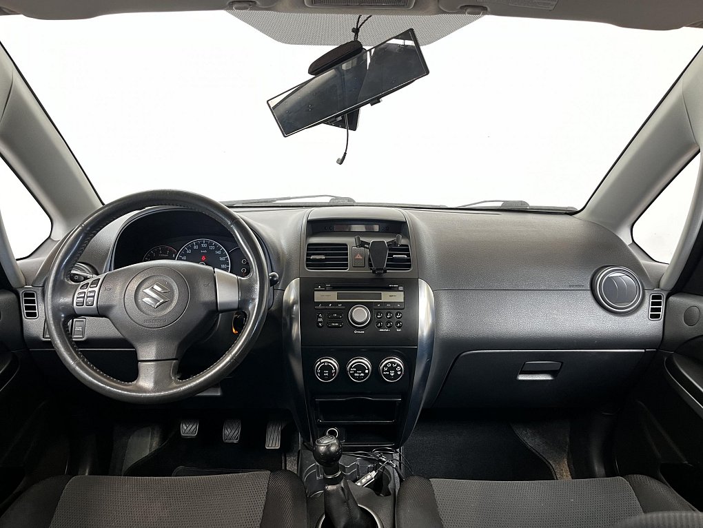 Suzuki SX4 1.6i 