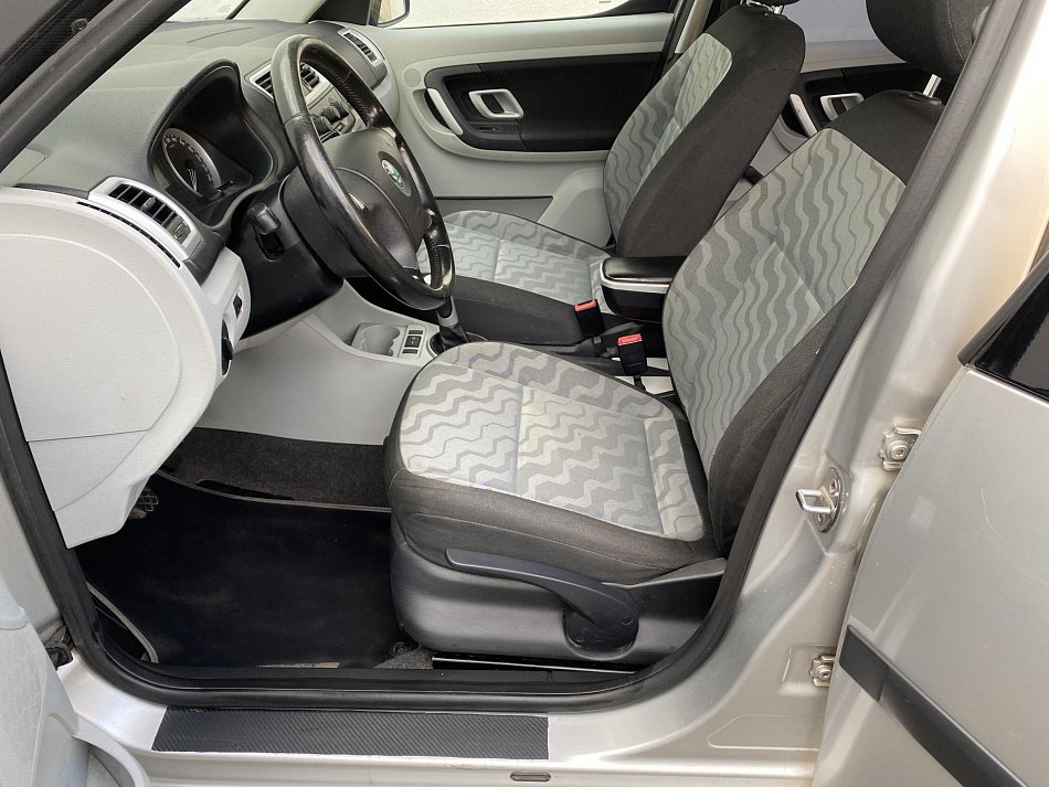 Škoda Roomster 1.6 i 