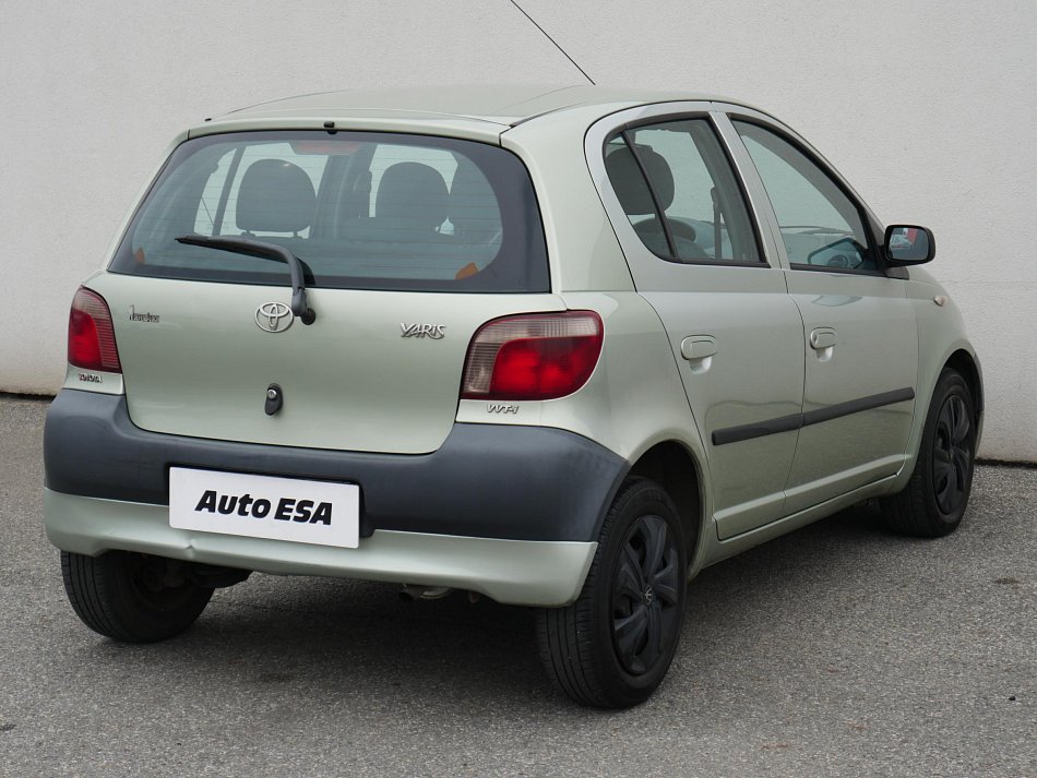 Toyota Yaris 1.0i 