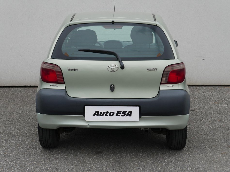 Toyota Yaris 1.0i 