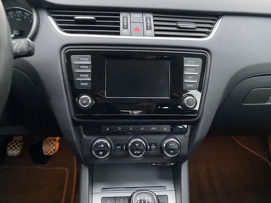 Škoda Octavia III 2.0 TDi Elegance