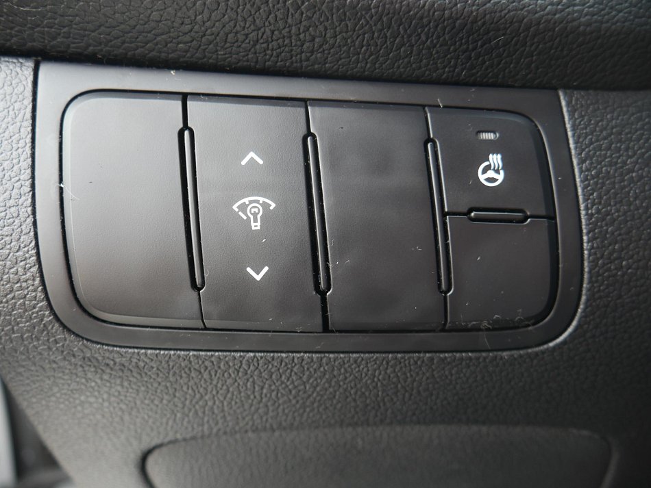 Kia Ceed 1.6 T-GDi GT