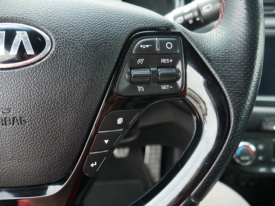 Kia Ceed 1.6 T-GDi GT