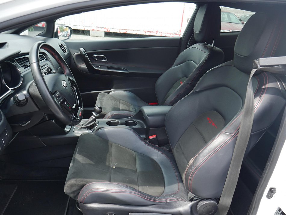 Kia Ceed 1.6 T-GDi GT