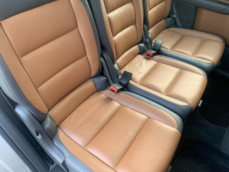 Volkswagen Touran 1.4 TSi 