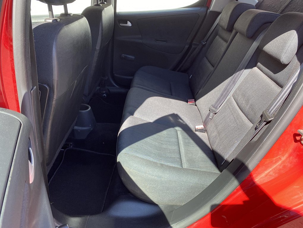 Peugeot 207 1.4 16V 