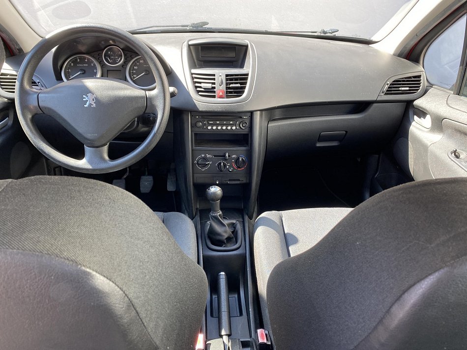 Peugeot 207 1.4 16V 
