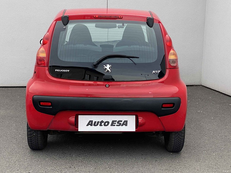 Peugeot 107 1.0i 