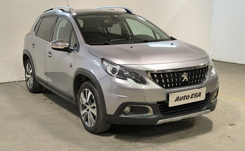 Peugeot 2008 1.2 PT Crossway