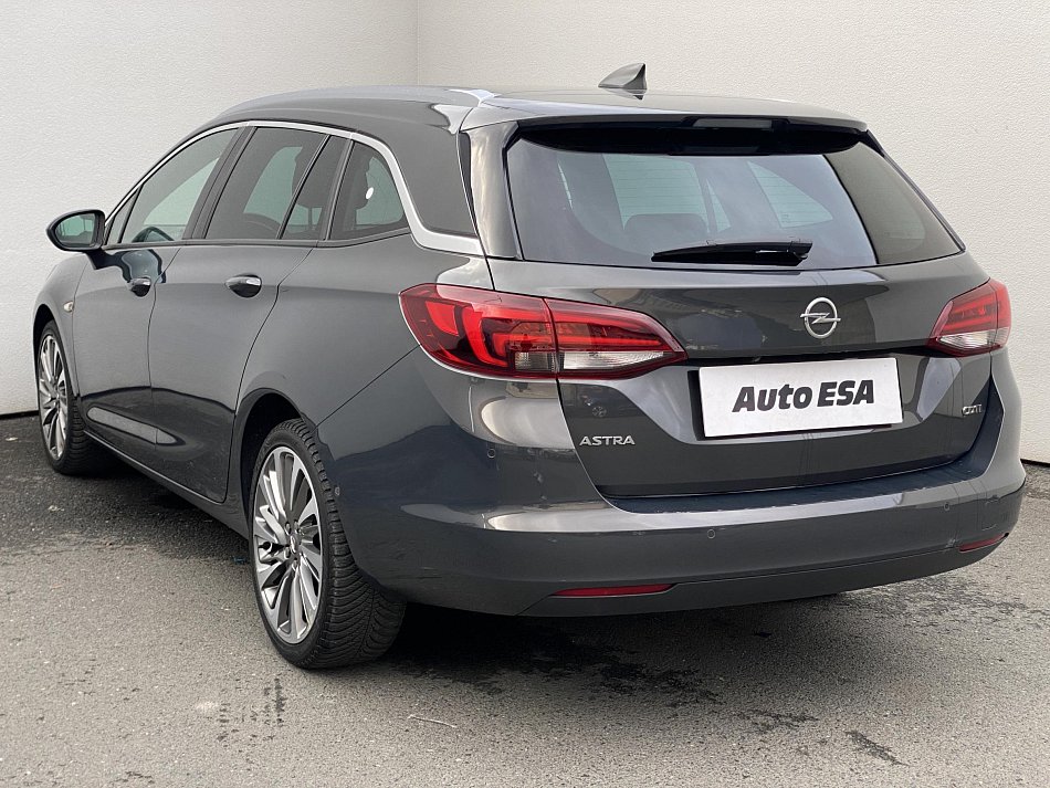 Opel Astra 1.6 CDTi Innovation