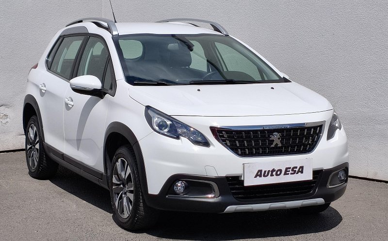 Peugeot 2008 1.2 PT Crossway