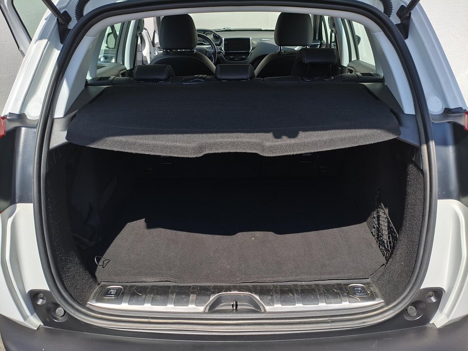 Peugeot 2008 1.2 PT Crossway