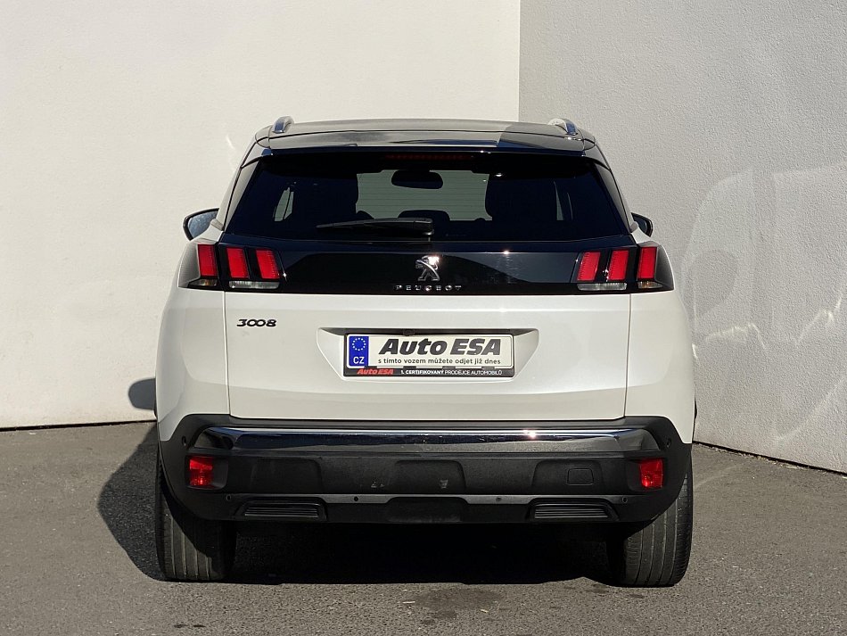 Peugeot 3008 1.2PT Allure