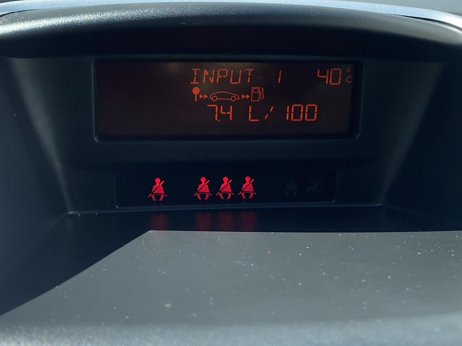 Peugeot 207 1.4i 