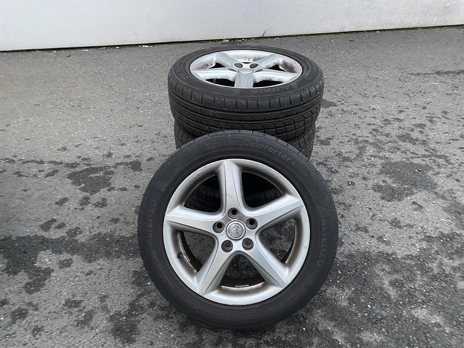 Toyota Avensis 2.0 D4-D Sol