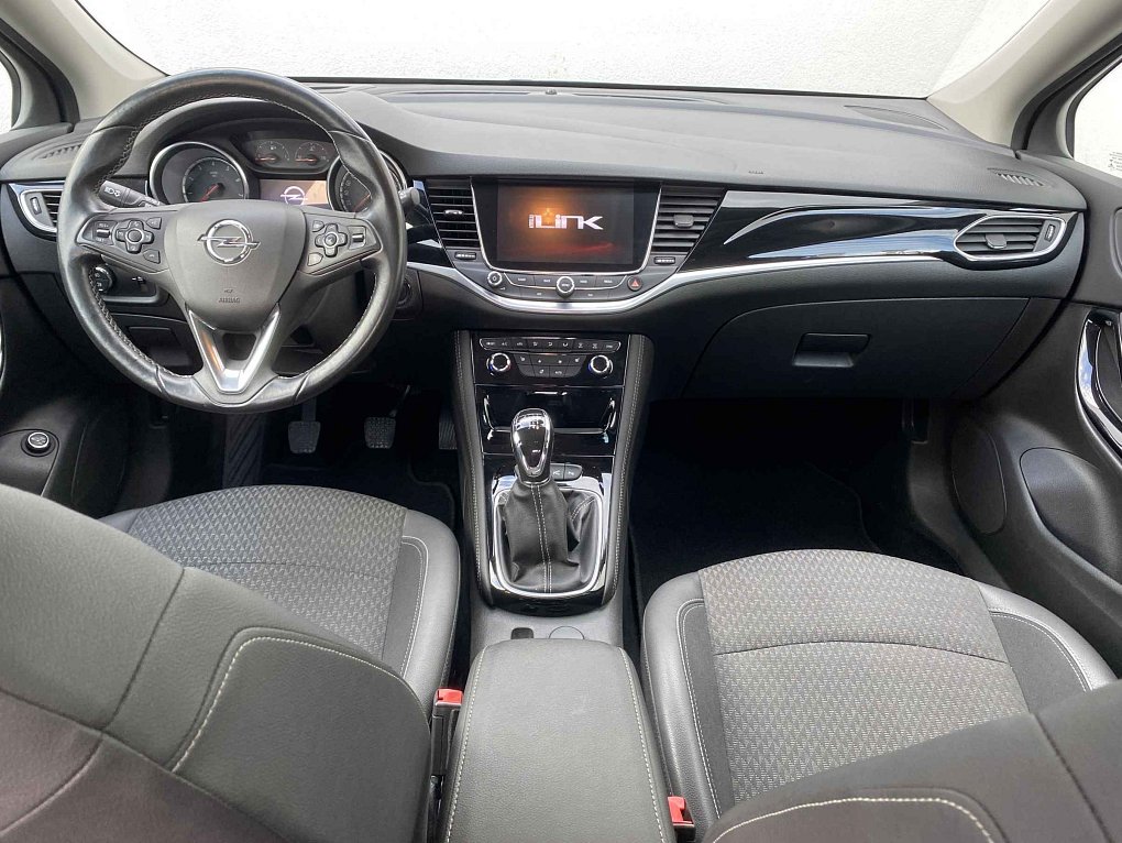 Opel Astra 1.4 T Innovation