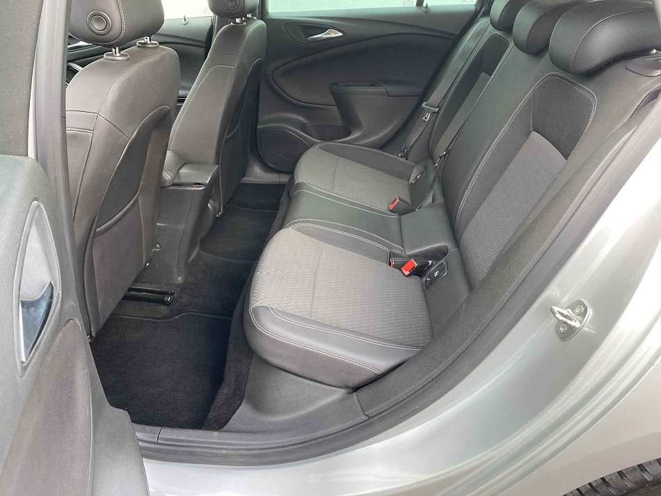Opel Astra 1.4 T Innovation