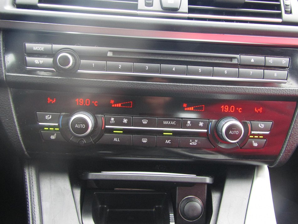 BMW Řada 5 2.0D  520D