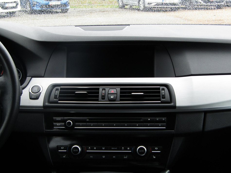 BMW Řada 5 2.0D  520D