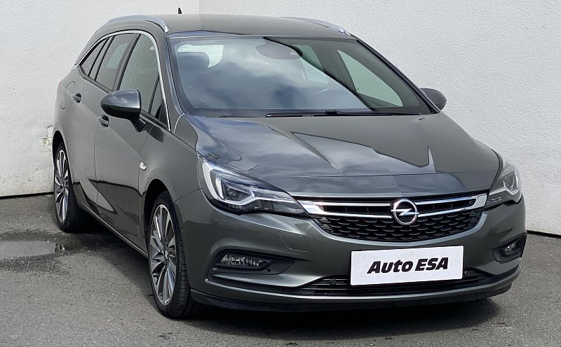 Opel Astra 1.6 CDTi Dynamic
