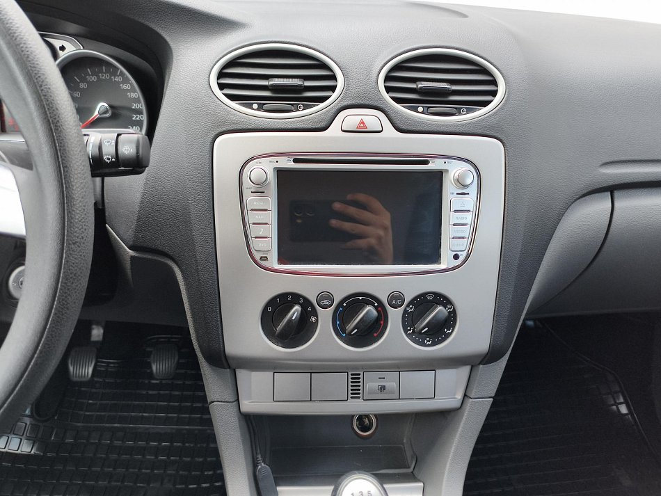 Ford Focus 1.6 16V 