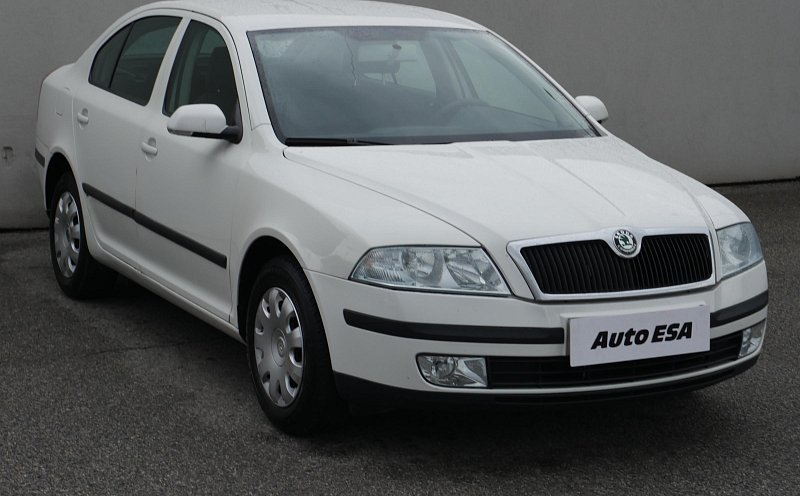 Škoda Octavia II 1.6 i Ambiente