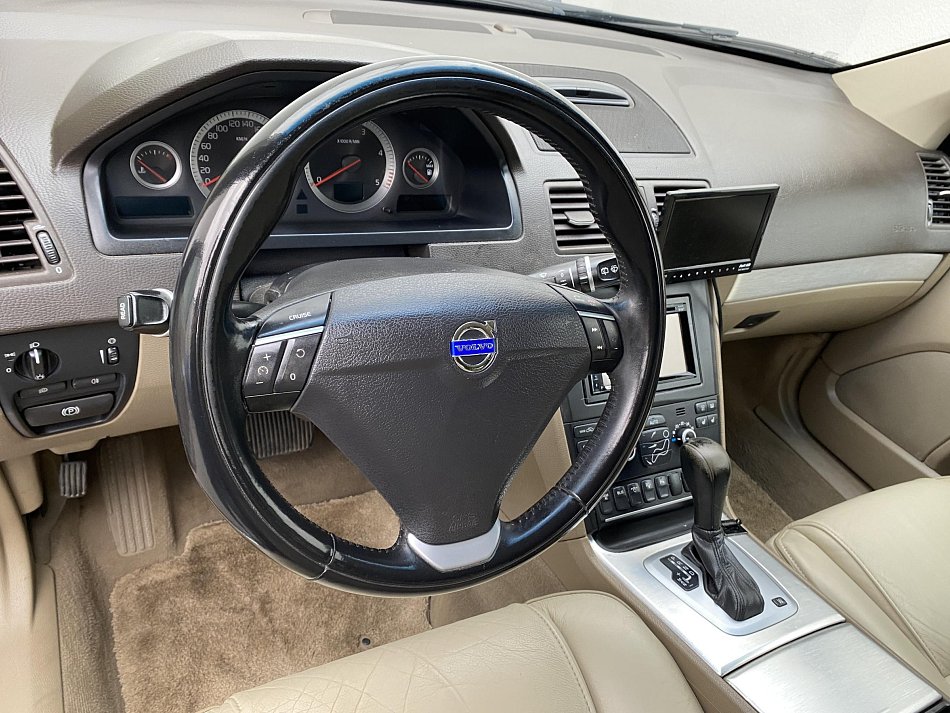 Volvo XC90 2.4 D5 Summum AWD