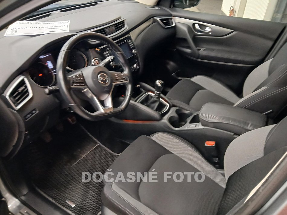 Nissan Qashqai 1.2 