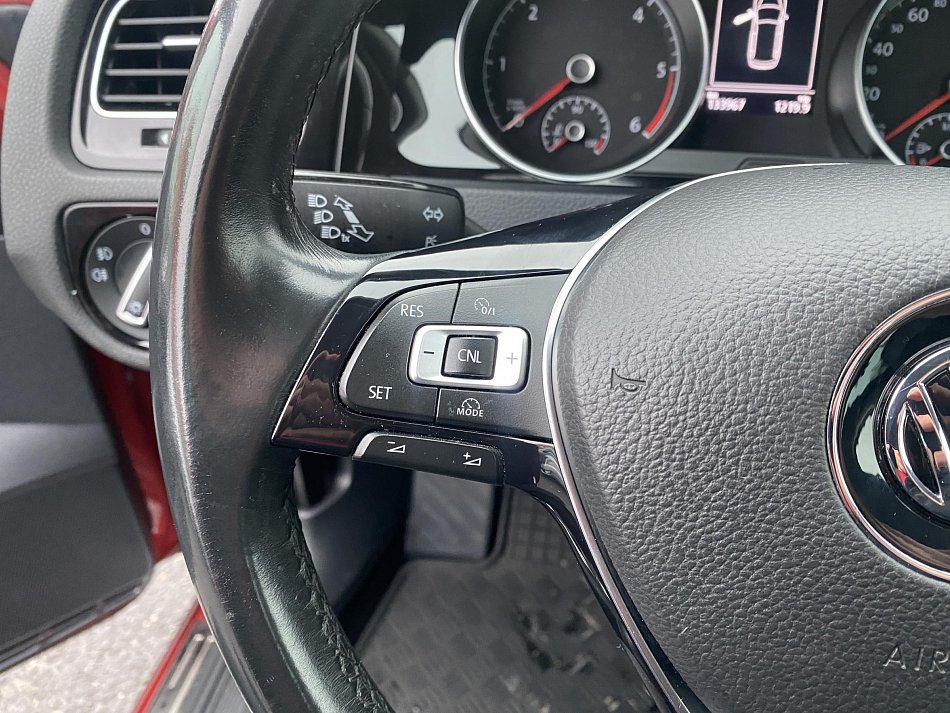 Volkswagen Golf 2.0TDi 