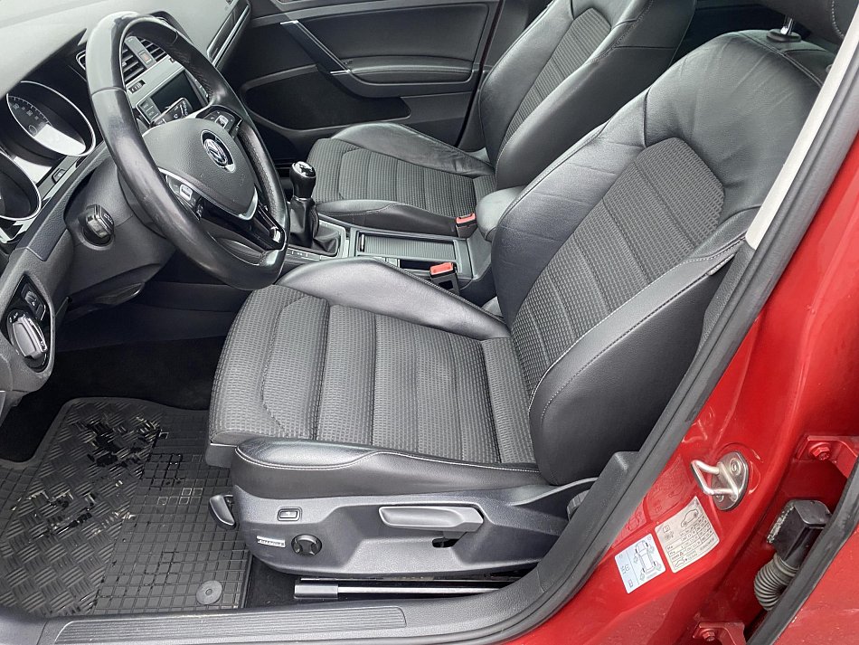 Volkswagen Golf 2.0TDi 