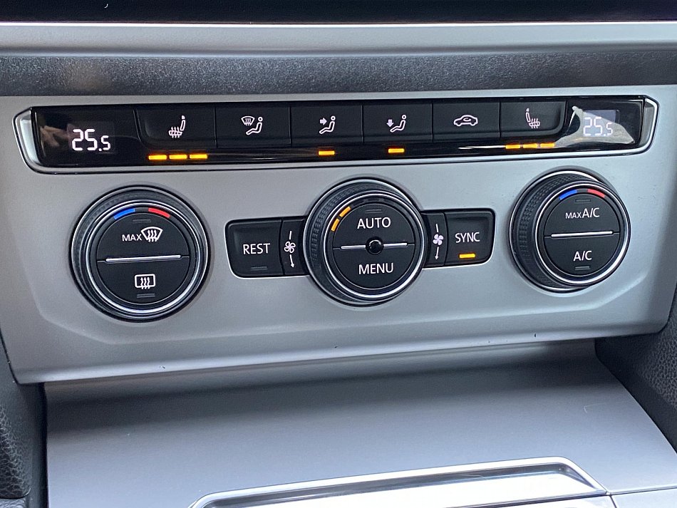 Volkswagen Passat 2.0 TDi Comfortline