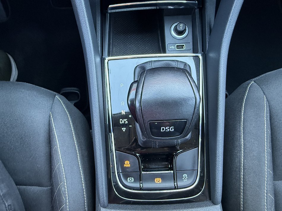 Škoda Karoq 1.5 TSi Ambition