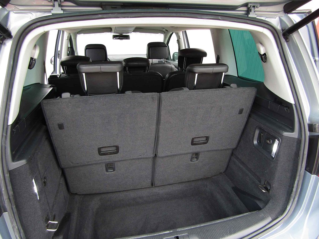 Volkswagen Sharan 2.0TDi 