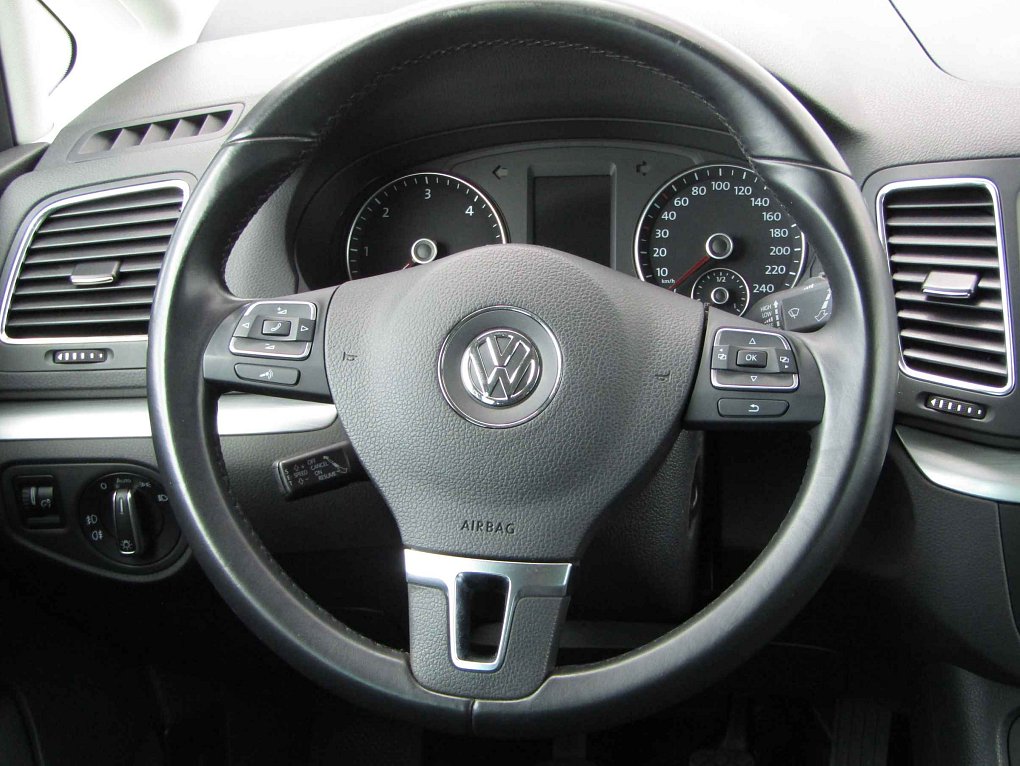 Volkswagen Sharan 2.0TDi 
