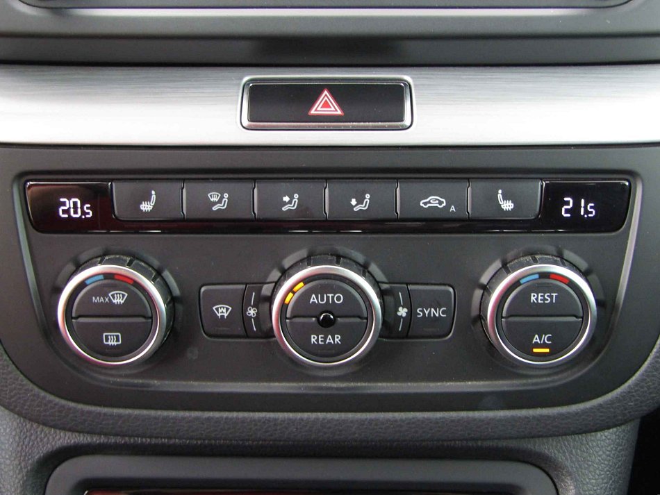 Volkswagen Sharan 2.0TDi 
